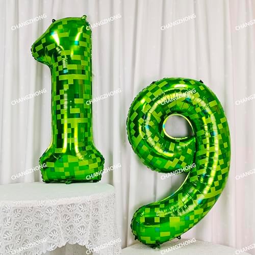 40 Inch Green Pixel Game Number 8 Foil Balloon