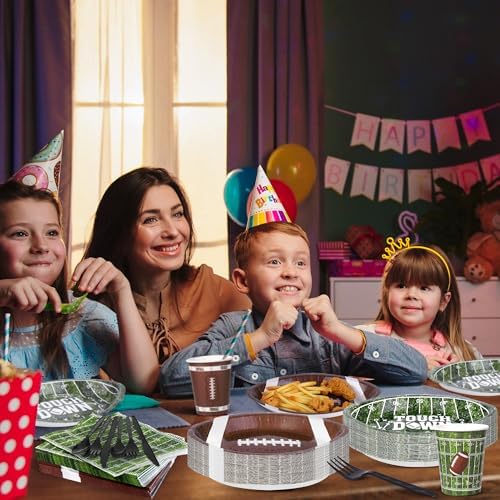 350 Pieces Football Themed Tableware Set for Game Day Parties