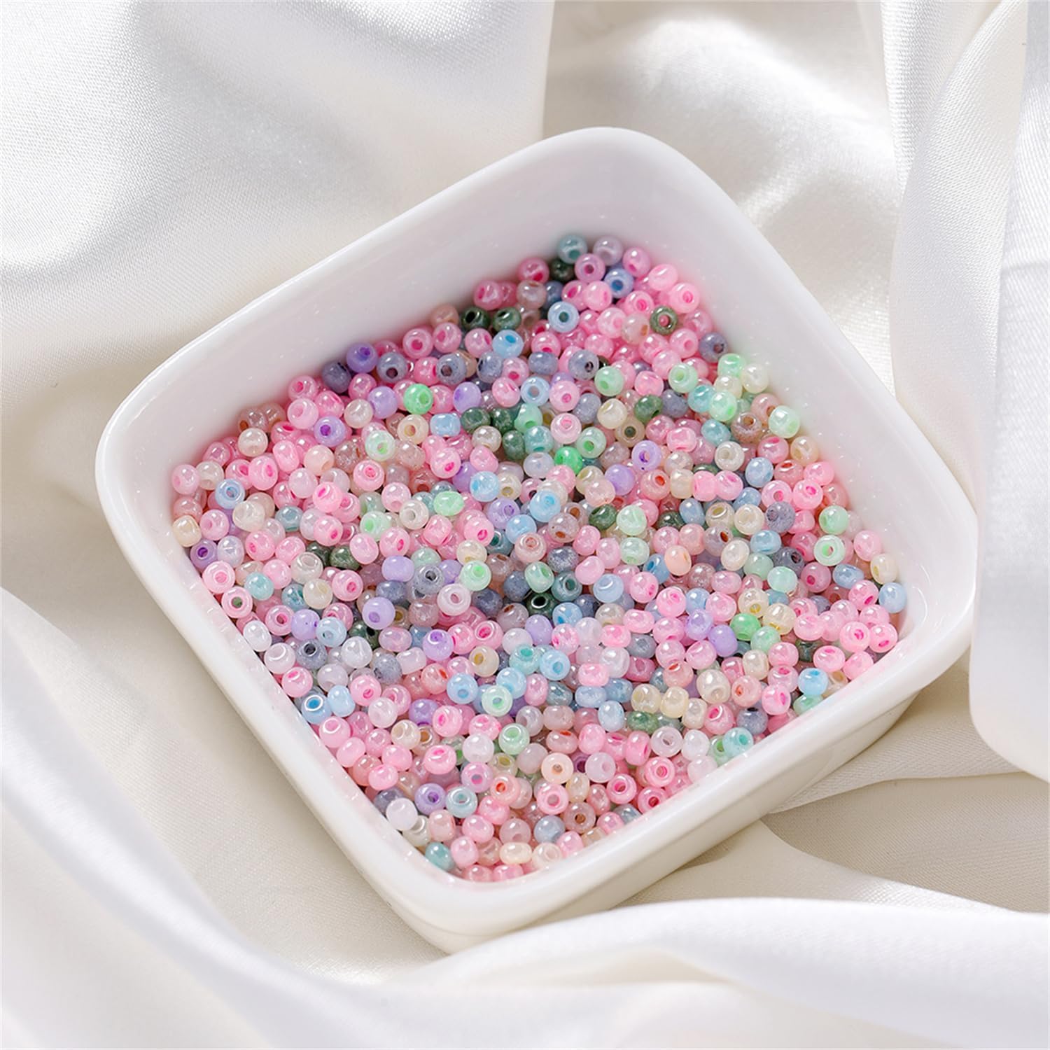 500 Pcs 3mm Glass Seed Beads for Jewelry Making