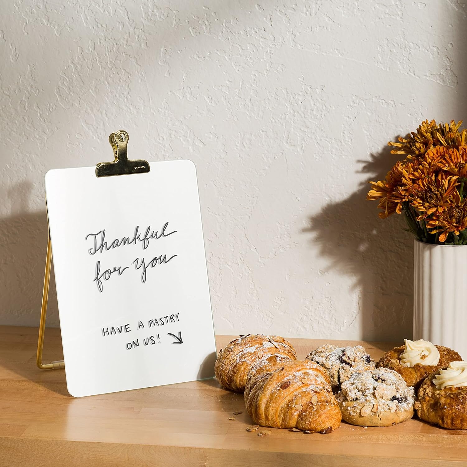 U Brands Dry-Erase Glass Easel with Gold Stand and Clip