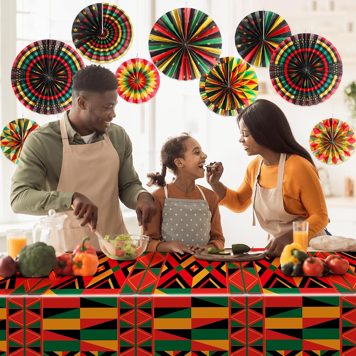 Frienda Juneteenth Party Decor Set with Fans and Tablecloths
