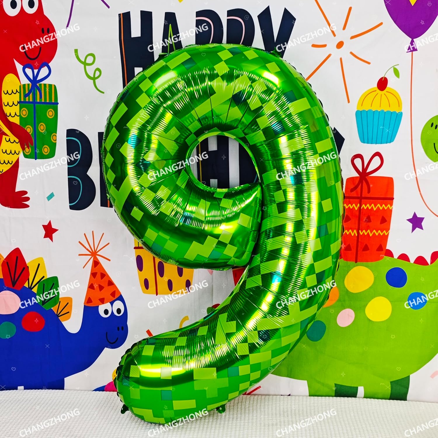 40 Inch Green Pixel Game Number 8 Foil Balloon