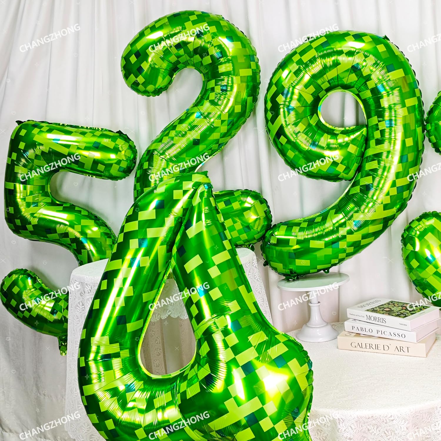 40 Inch Green Pixel Game Number 8 Foil Balloon